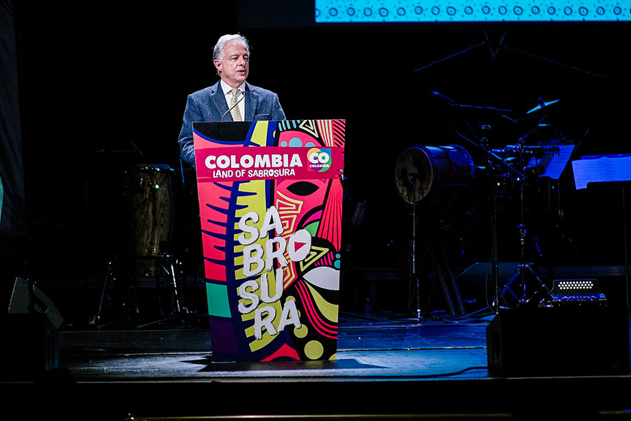 Embajador de Colombia ante la Organización de Estados Americanos (OEA), Andrés González