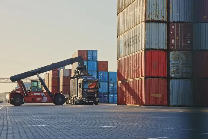 contenedores para la exportación de bienes.