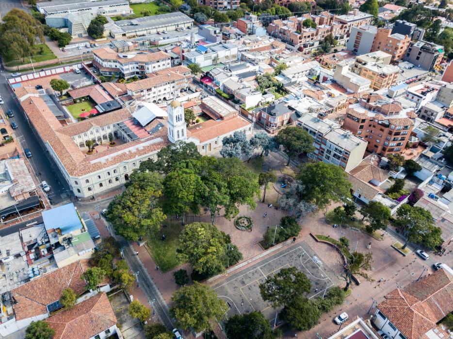 Fotografía panorámica de ciudad de Colombia