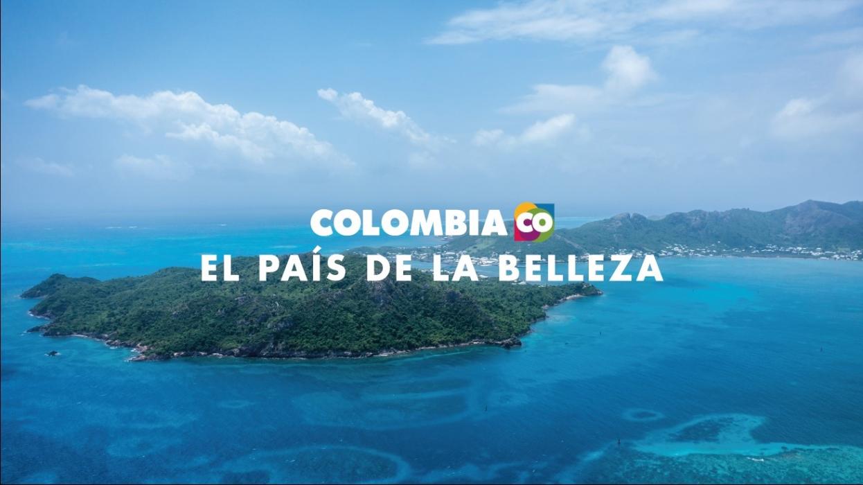 Paisaje de Colombia en banner de ColombiaCo 