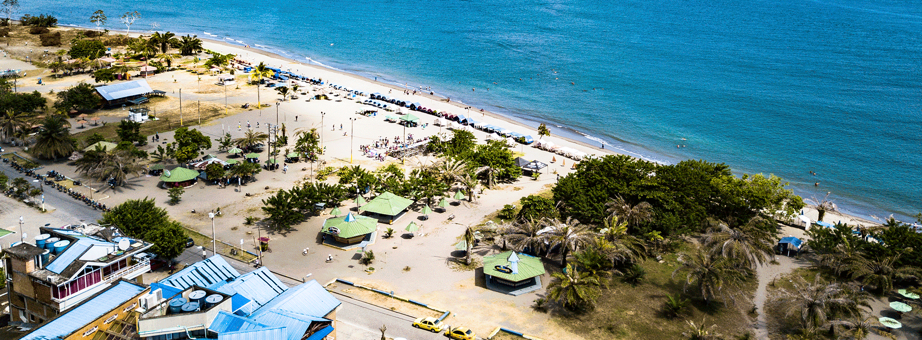 Fotografía panorámica de paisaje en la playa