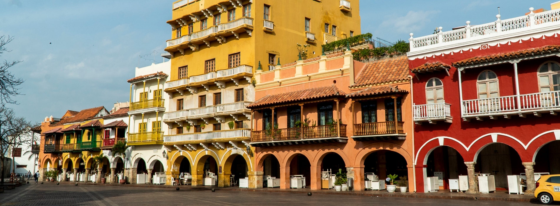 Fotografía de casas y edificios coloniales en Colombia