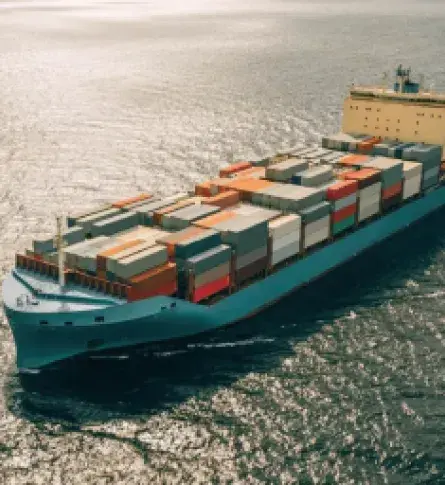 Buque con bienes de origen colombiano.