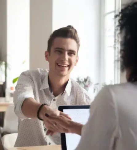 Conozca la reglamentación de la deducción del primer empleo