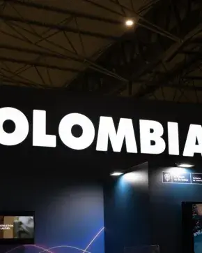 Letrero de Colombia CO