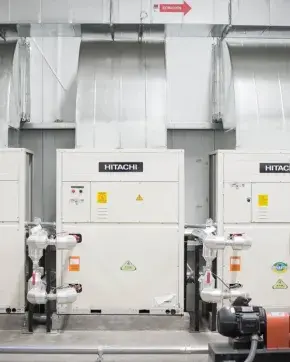 Maquinaria Profesional de la marca HITACHI