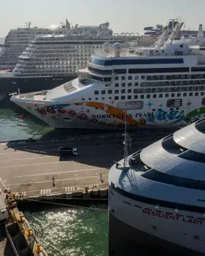 Llegada cruceros a Cartagena. Crédito foto: Puerto de Cartagena.