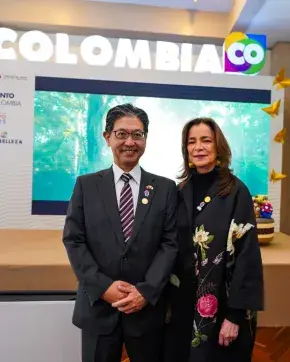 Carmen Caballero, presidenta de ProColombia - Embajador del Japón en Colombia Masahiro Takasugi