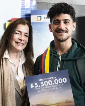 Fotografía a turista numero 5´500.000