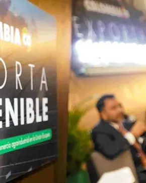 Conferencia de ColombiaCo en el programa AL-INVEST Verde