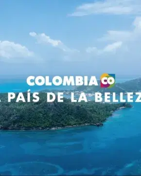 Paisaje de Colombia en banner de ColombiaCo