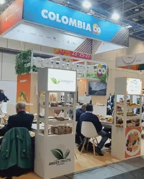 Stand de Colombia CO en feria