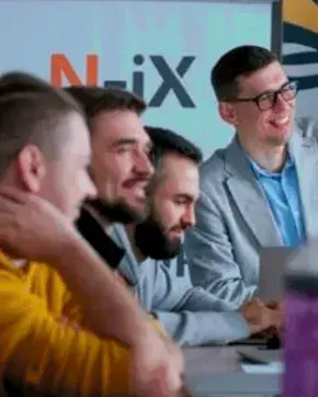 Conferencia de empresa de Ucrania que se instaló en Colombia para invertir en TI