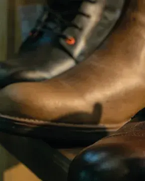 Calzado de hombre en cuero