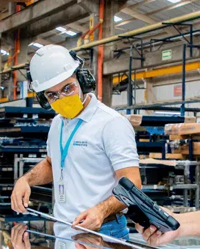 Fabrica de insumos colombianos