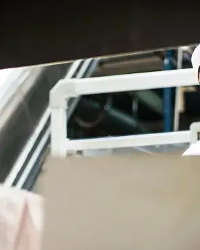 Químico trabajando e n laboratorio