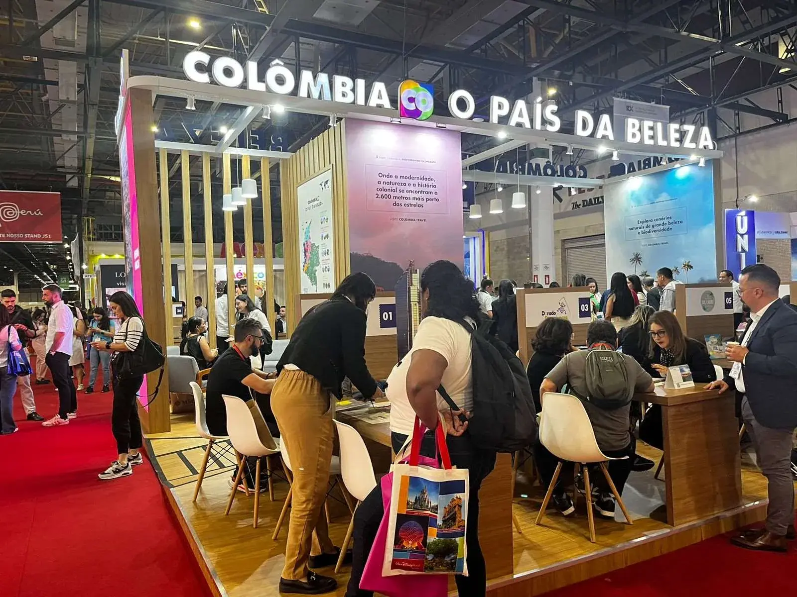 Conferencia en empresas Colombianas
