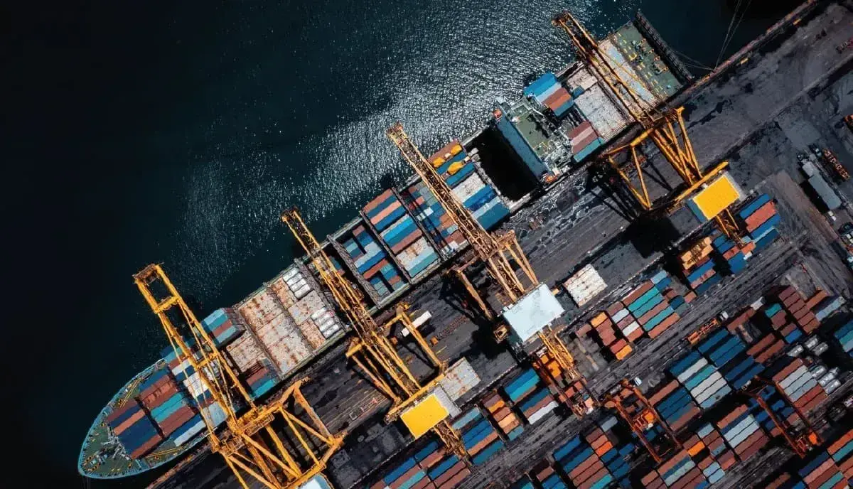 Medios de transporte para exportar en el mar