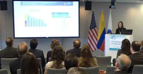 120 EMPRESARIOS DE MASSACHUSETTS RECIBIERON INFORMACIÓN DE NEGOCIOS EN COLOMBIA 120 EMPRESARIOS DE MASSACHUSETTS RECIBIERON INFORMACIÓN DE NEGOCIOS EN COLOMBIA