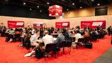 Feria Colombiana con Emirates en un stand