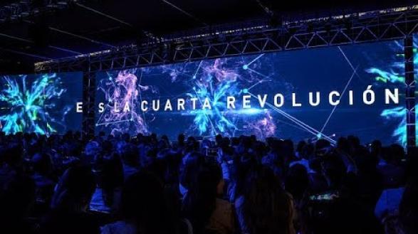 Preview image for the video "La tecnología es necesaria para la competitividad de las empresas colombianas".